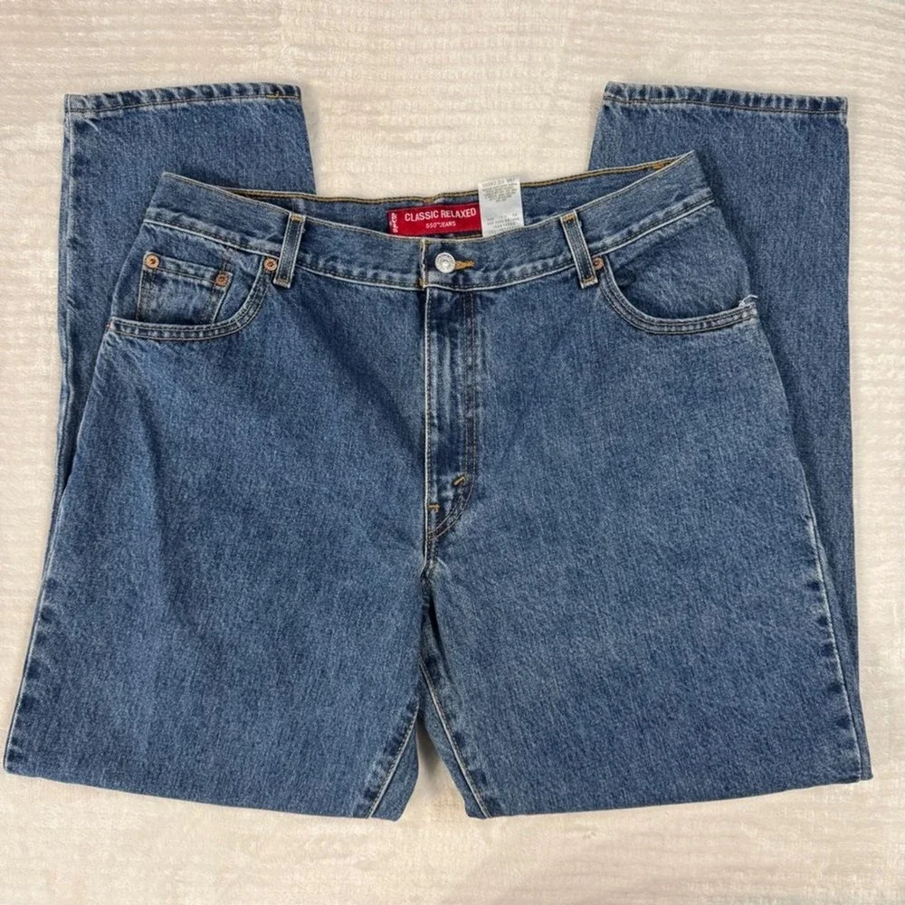 Levis 550 Classic Relaxed Fit Tapered Leg Medium Wash Blue Jeans Womens 16 MIS S